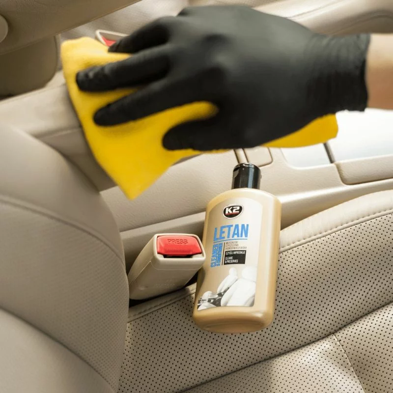 Soluție pentru curățare și întreținere piele K2 Letan, 250 ml