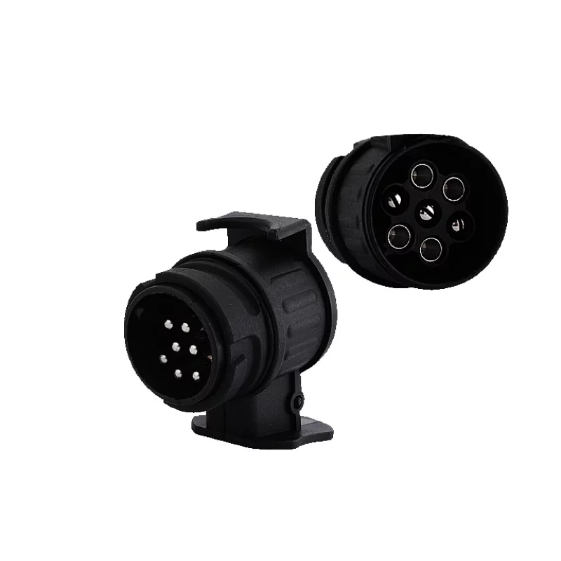 Adaptor priză remorcă 13 la 7 poli Cridem, 12V, negru