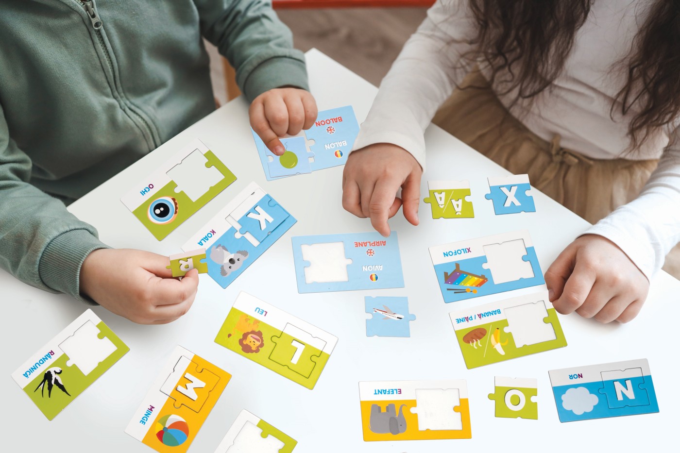 Joc educativ Agerino Alfabetul pentru invatarea literelor si cuvintelor 3+ ani