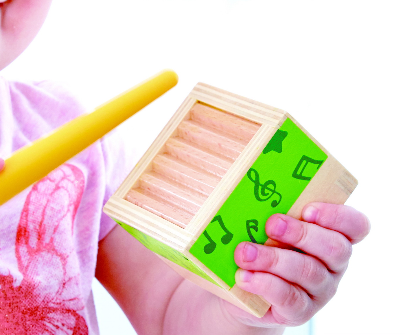 Set muzical din lemn Hape cu 6 piese pentru ritm, sunete si joaca educativa