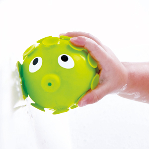 Jucarie de baie Hape cu crab si peste care stropesc cu apa