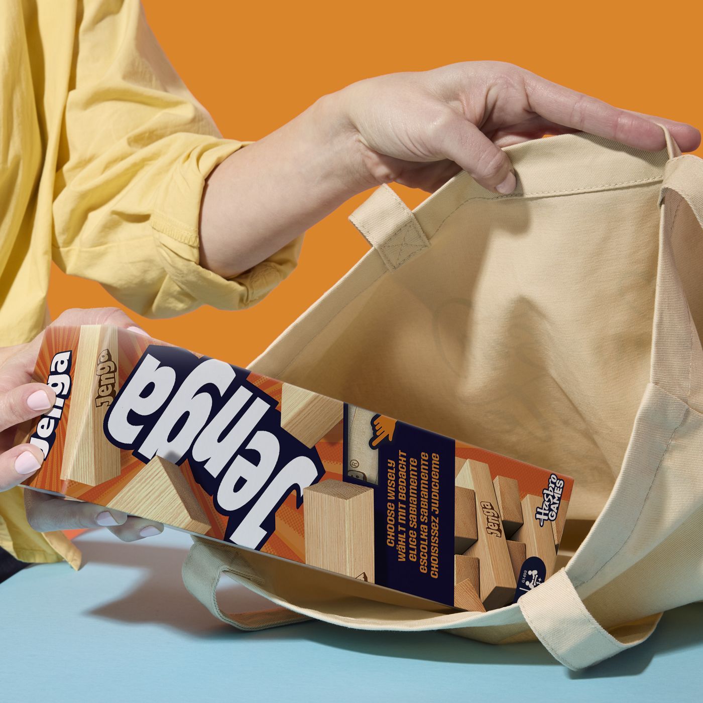 Joc Jenga Original Hasbro din lemn, joc de societate pentru 6+ ani