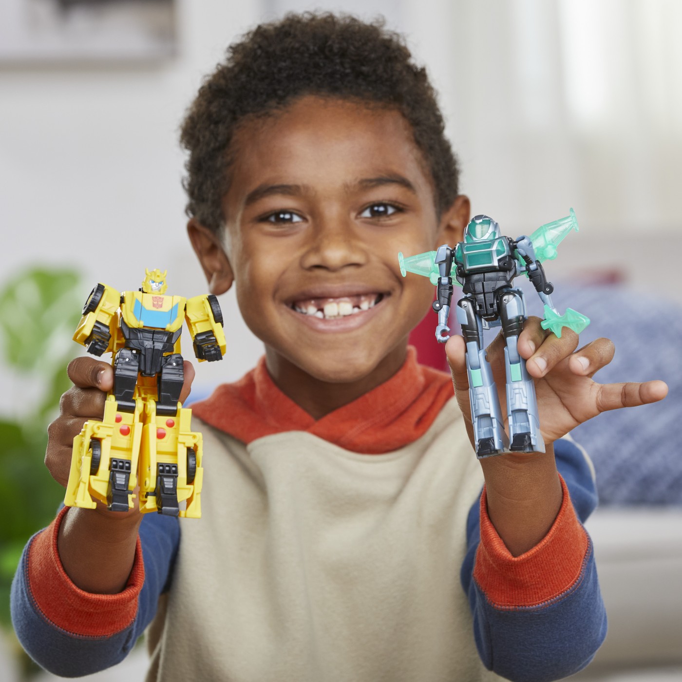 Set figurine Transformers EarthSpark Bumblebee si Mo Malto Cyber-Combiner