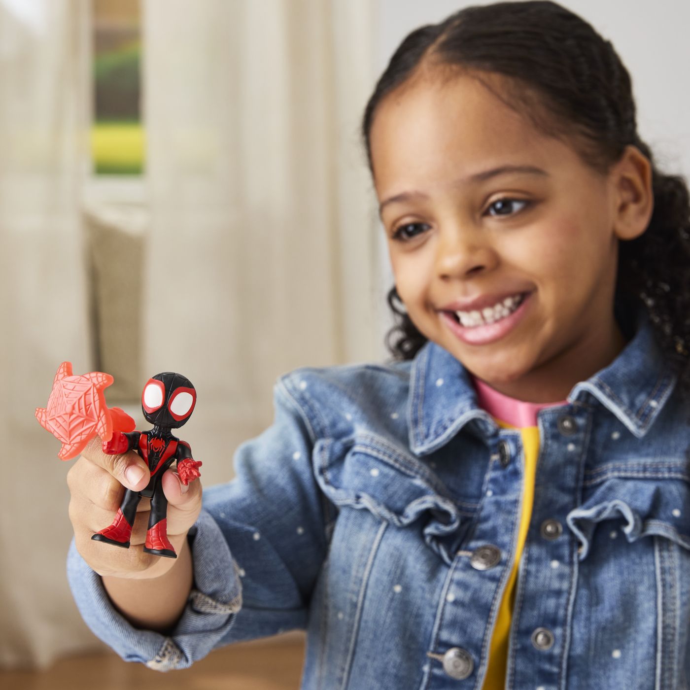 SPIDEY SI PRIETENII LUI UIMITORI MARVEL SET FIGURINA MILES MORALES SI ACCESORII