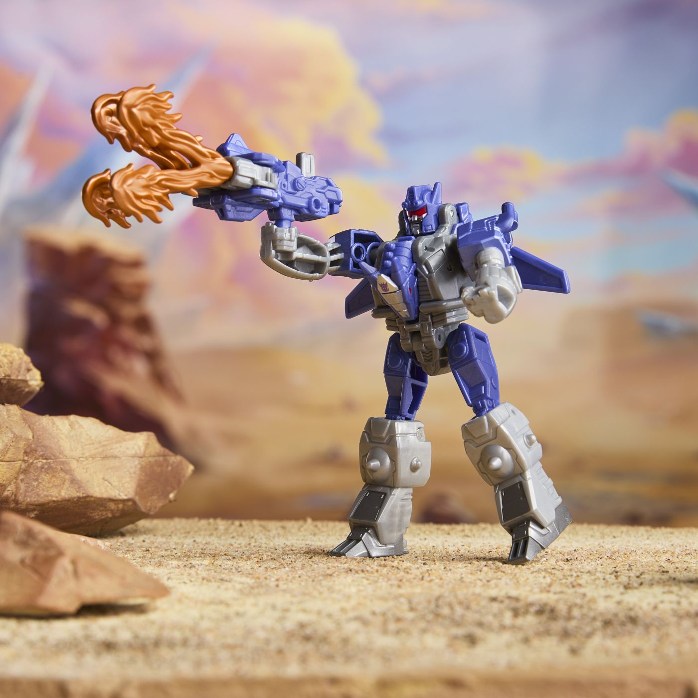 TRANSFORMERS CYBERWORLD ROBOT GALVATRON BLINDAT TRANSFORMABIL
