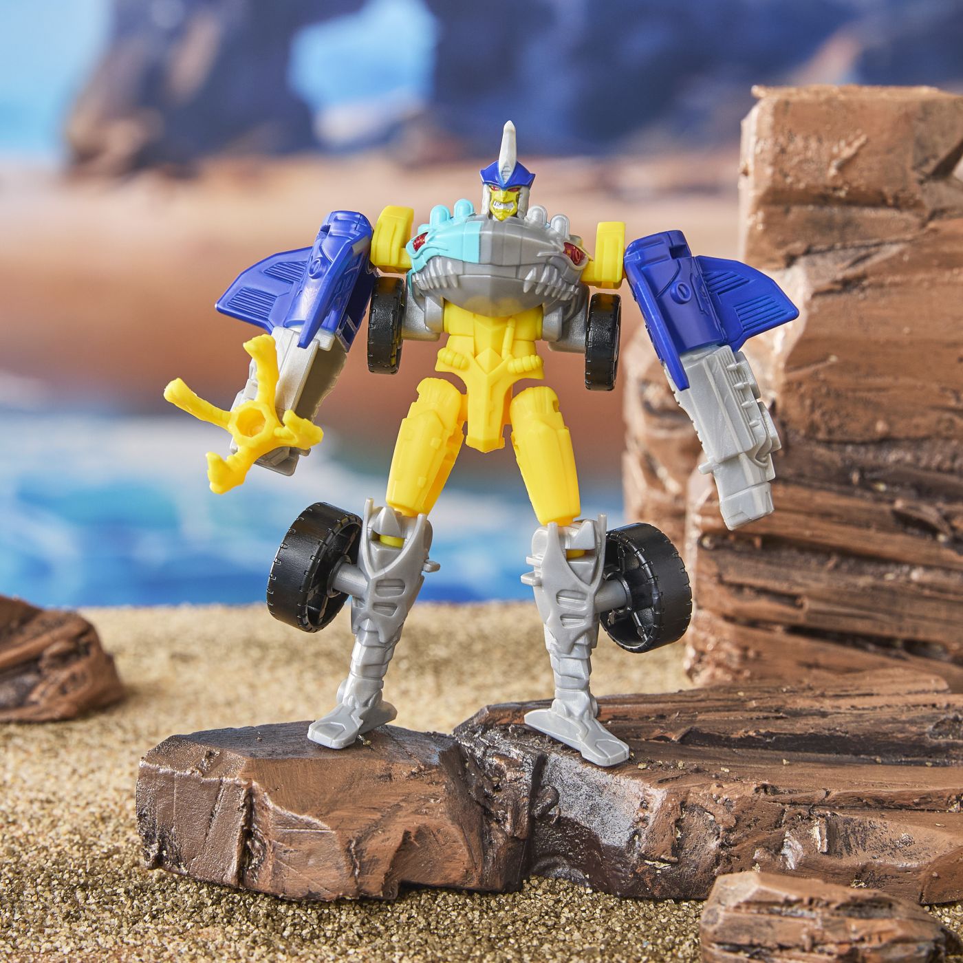 TRANSFORMERS CYBERWORLD ROBOT SKYBYTE CONVERTIBIL 10CM