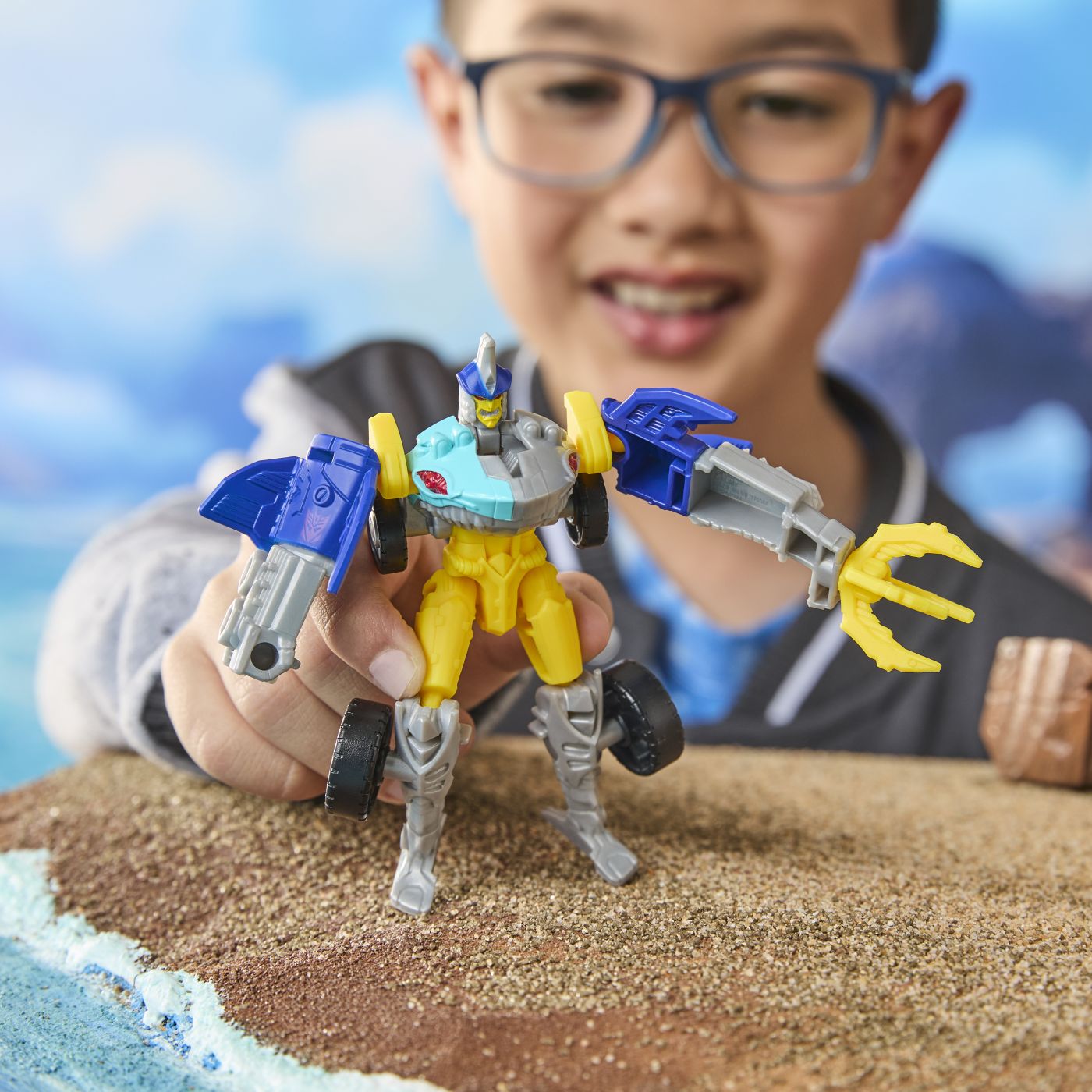 TRANSFORMERS CYBERWORLD ROBOT SKYBYTE CONVERTIBIL 10CM