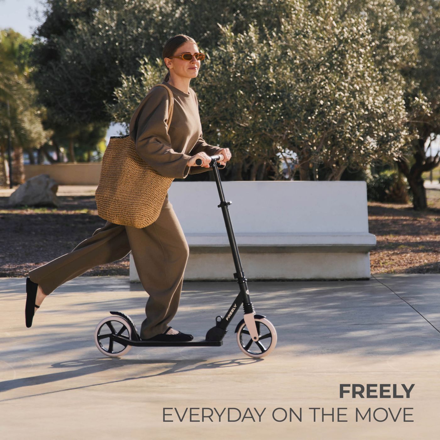 TROTINETA KINDERKRAFT FREELY, BEIGE