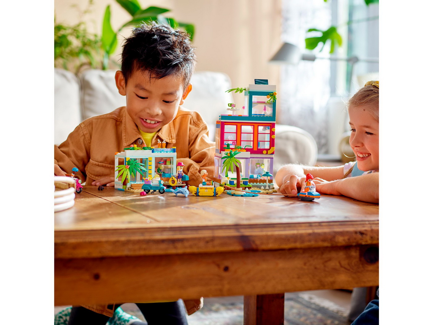 LEGO FRIENDS CASA DE VACANTA DE PE PLAJA 41709