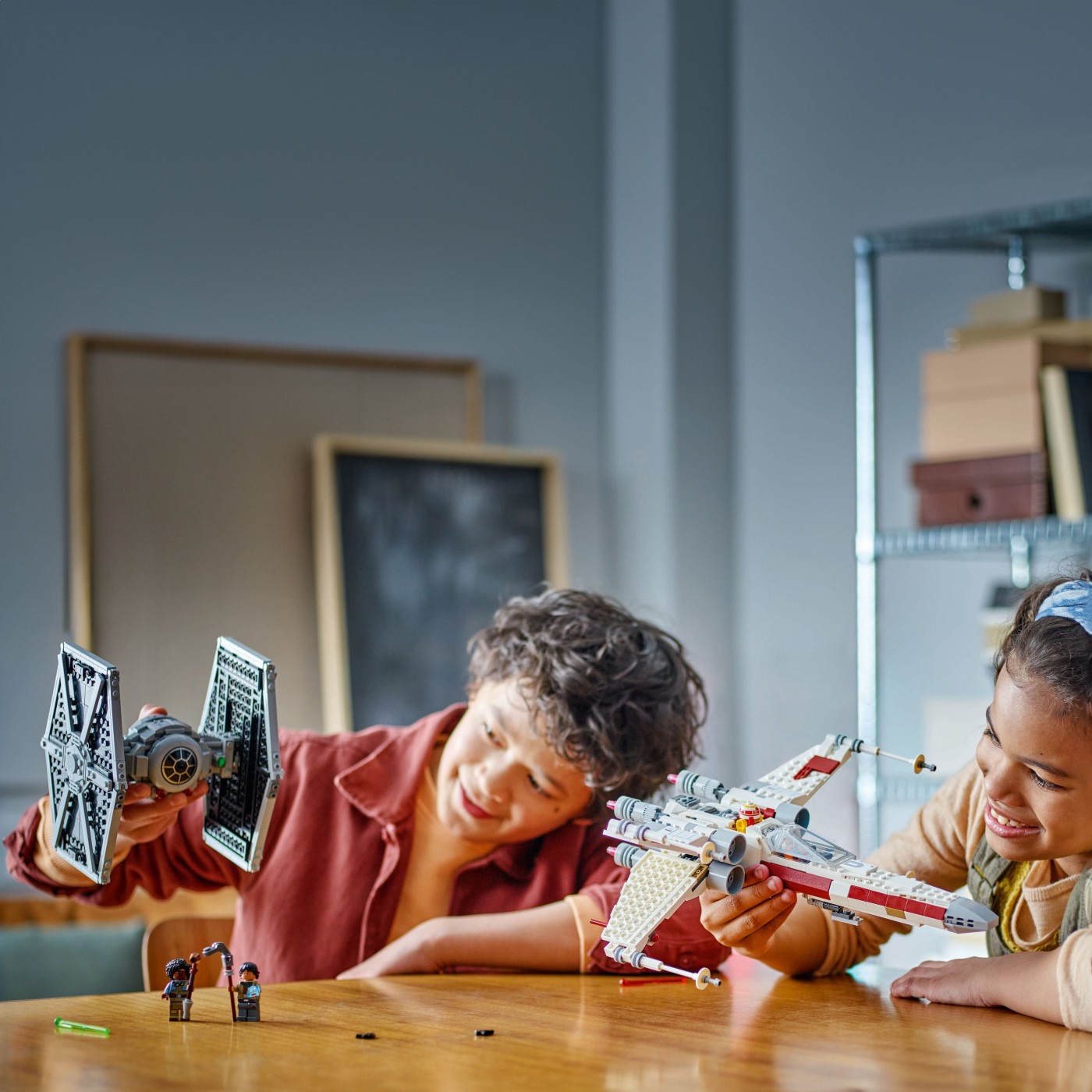 LEGO Star Wars Hibrid TIE Fighter si X-Wing 75393, 9+ ani