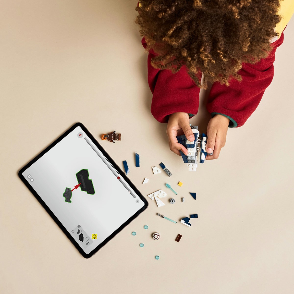 LEGO STAR WARS MICRONAVA DE LUPT JEDI STARFIGHTER A LUI PLO KOON 75400