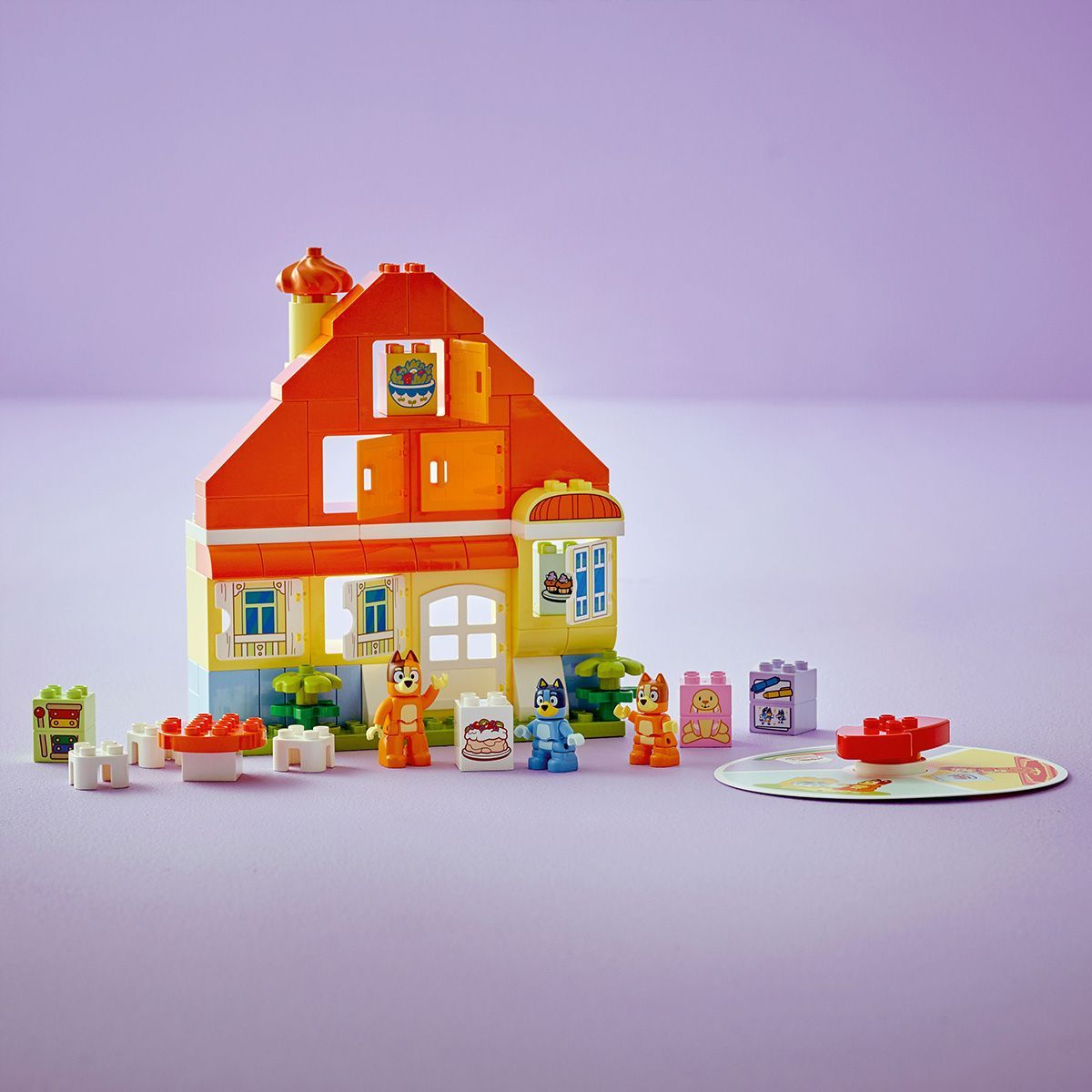 LEGO DUPLO Casa de familie a lui Blue cu joc de memorie 10459