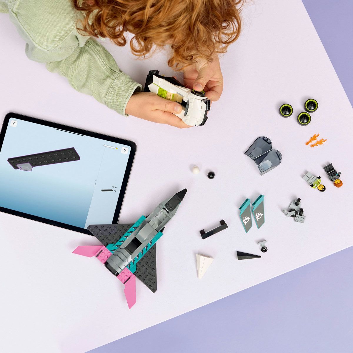 LEGO CITY AVION CU REACTIE VS MASINA 60489