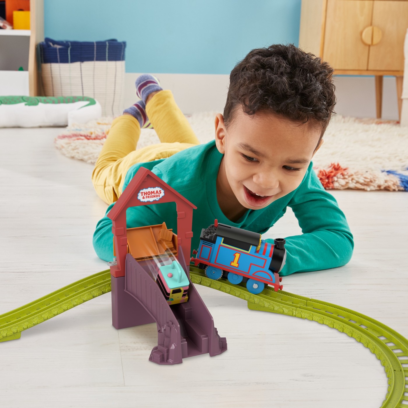 Set de joaca motorizat Thomas cu Carly si Sandy, 3+ ani