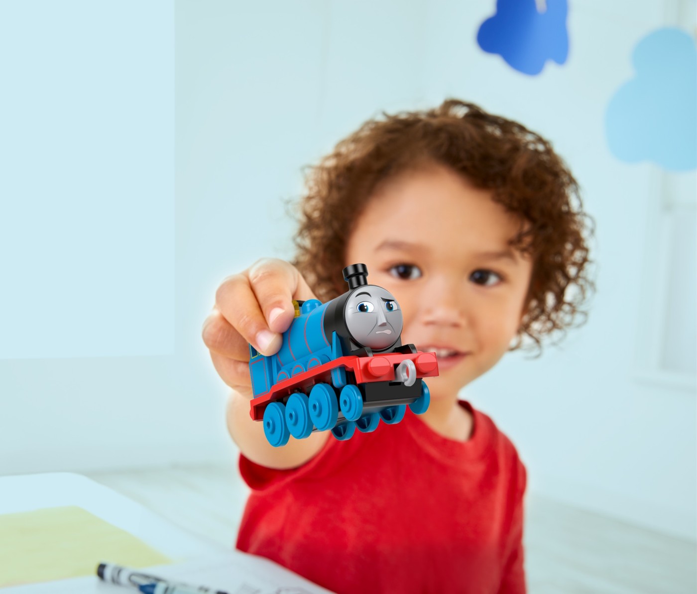 THOMAS SET DE JOACA CU LOCOMOTIVA PUSH ALONG GORDON SI ACCESORII