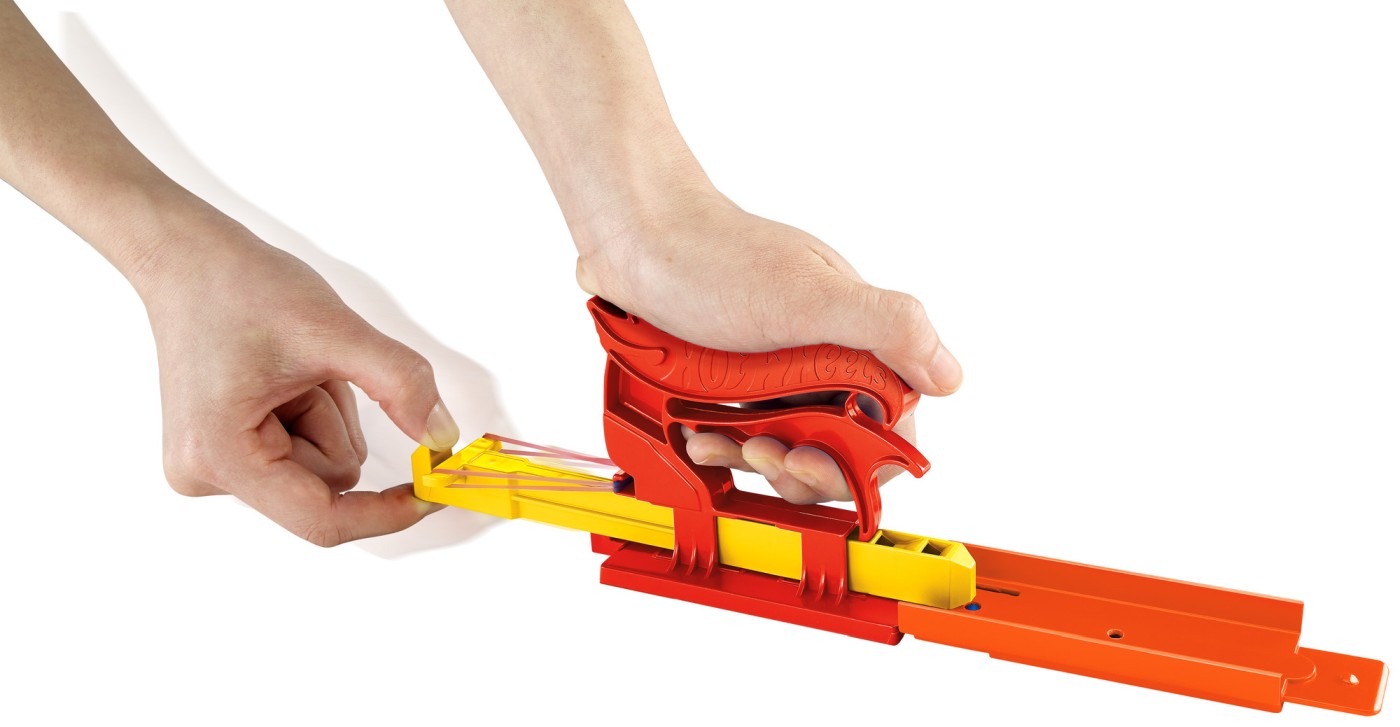 Set Hot Wheels cu lansator portabil rosu si masinuta inclusa