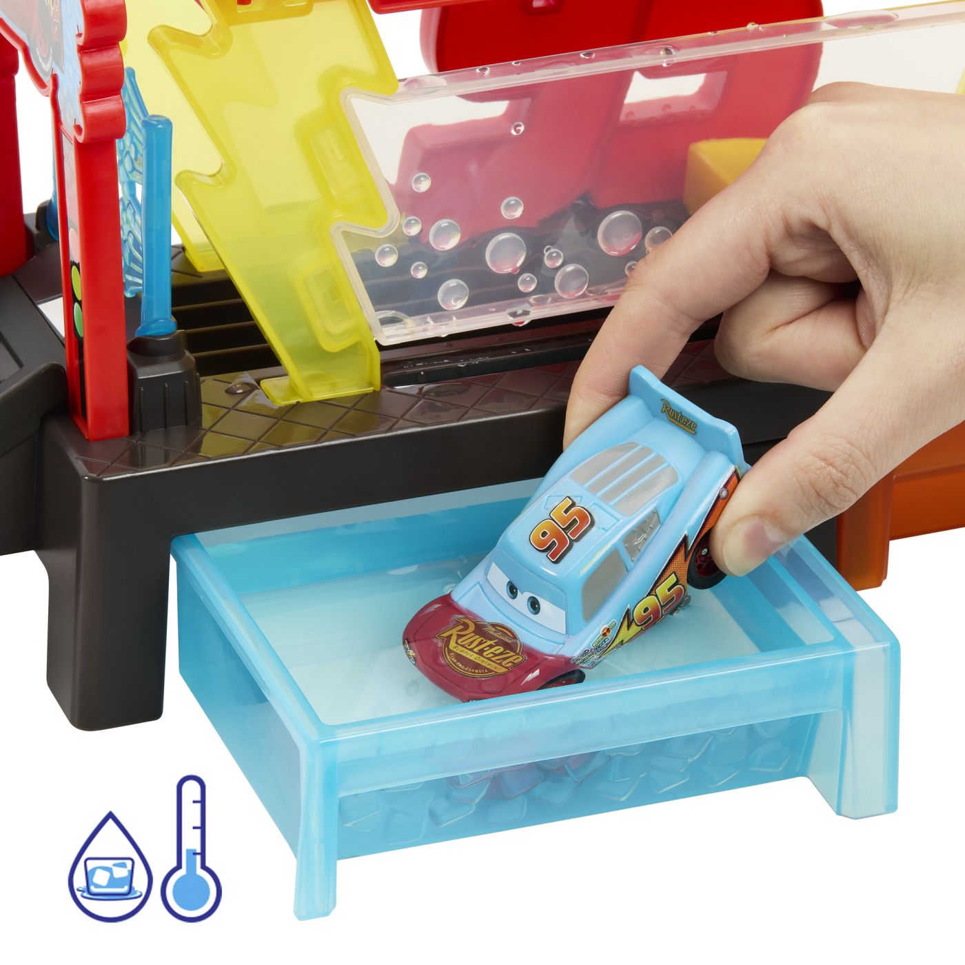 Set de joaca spalatorie auto Cars cu masinuta Color Change inclusa