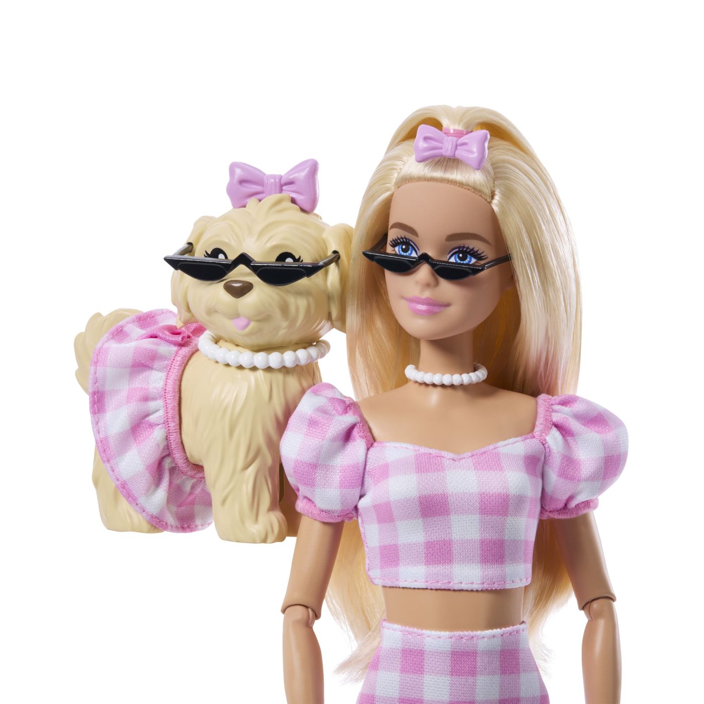 Papusa Barbie blonda cu catel si accesorii Twinning Looks Mattel