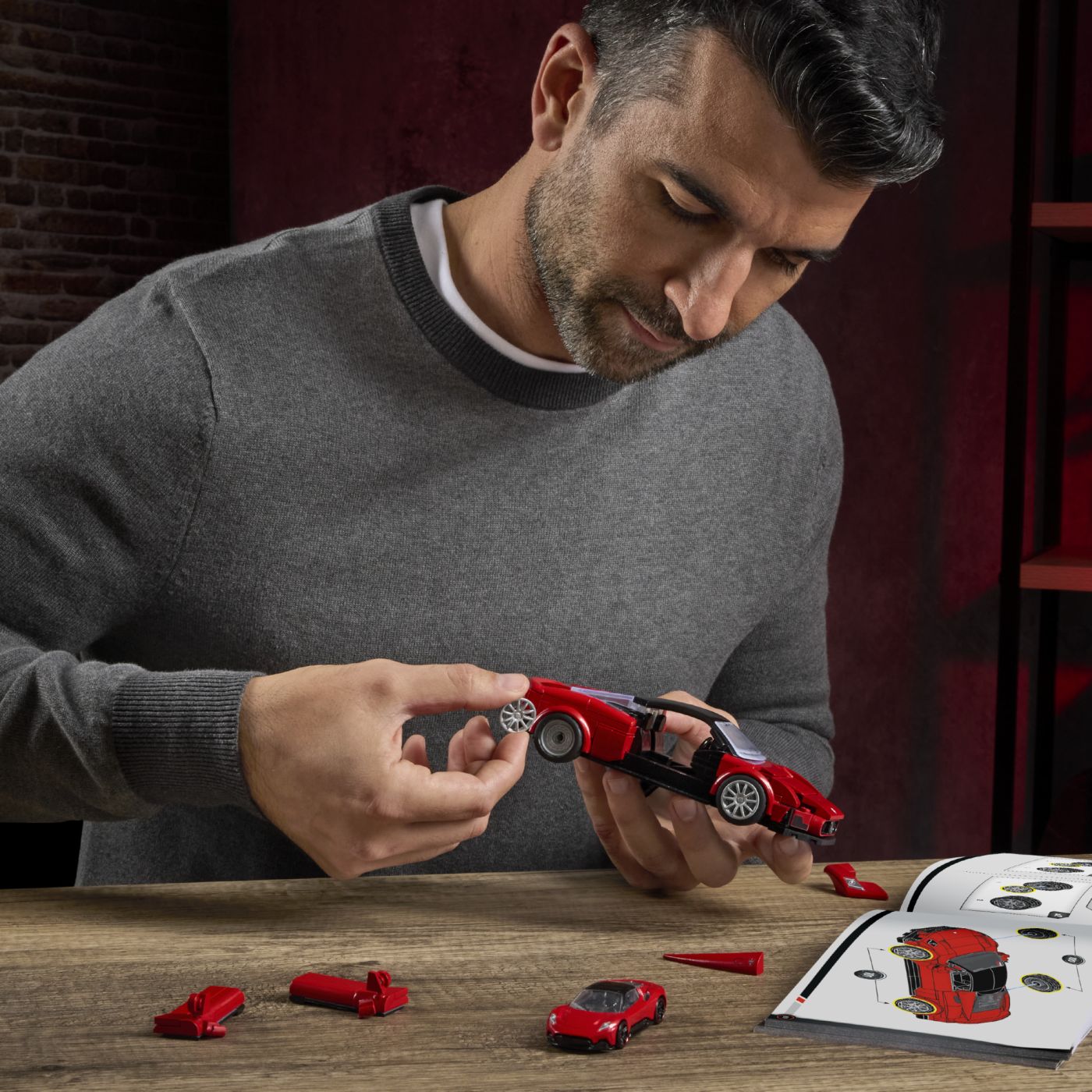 Set de construcție Hot Wheels Speed Series Maserati MC20, 250 piese