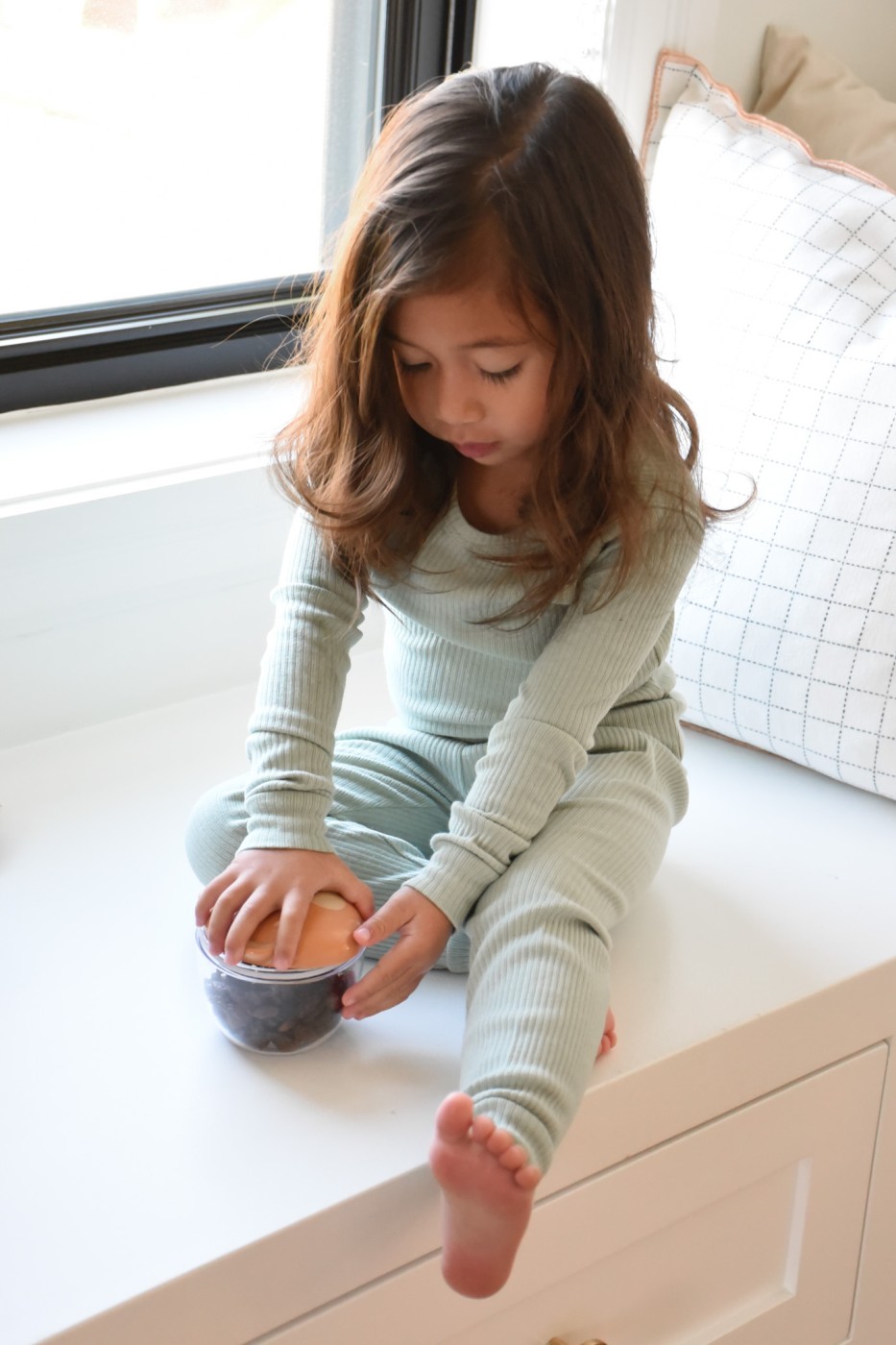 Recipient pentru gustari bebe cu capac ermetic Melii, model urs, 232 ml