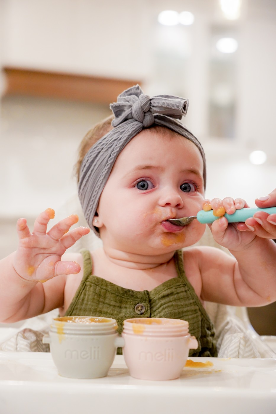 Set 10 recipiente pentru hrană bebeluși Melii Snap&Go, 59 ml și 118 ml