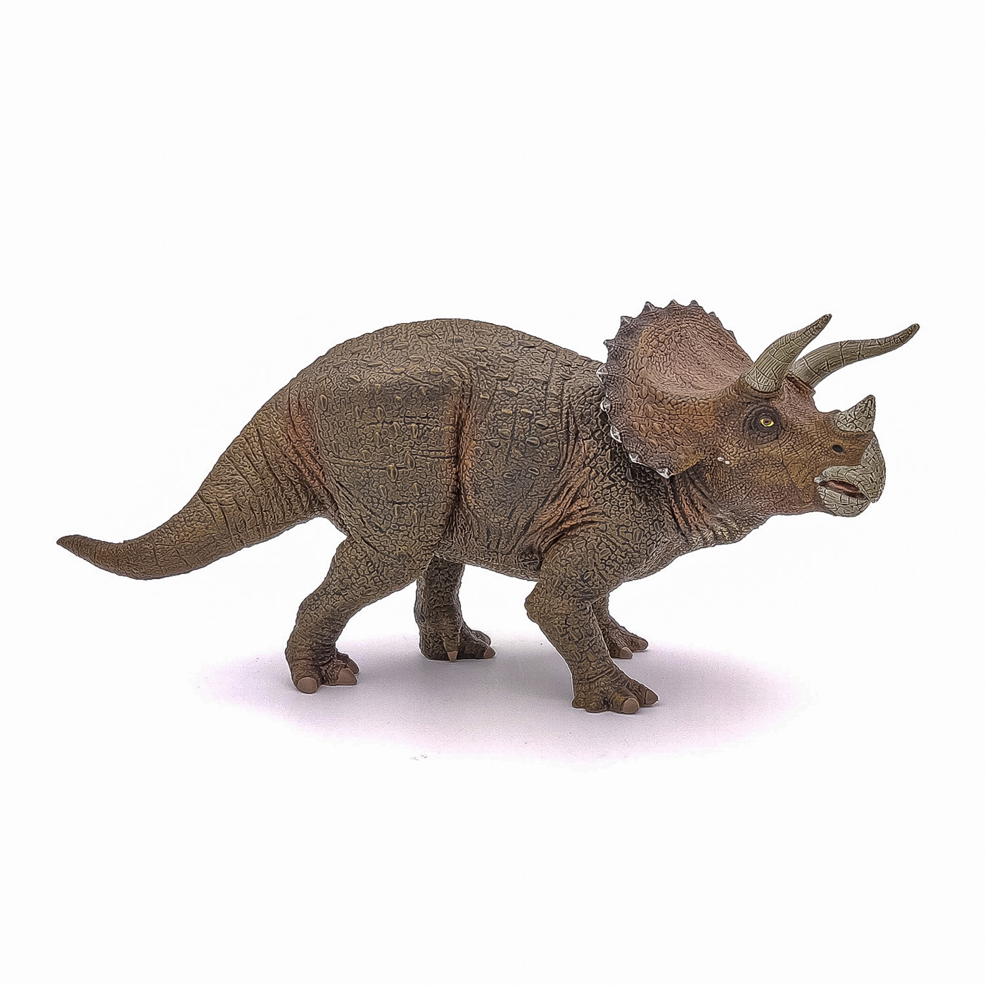 Figurina dinozaur Triceratops Papo, realistă, pictată manual