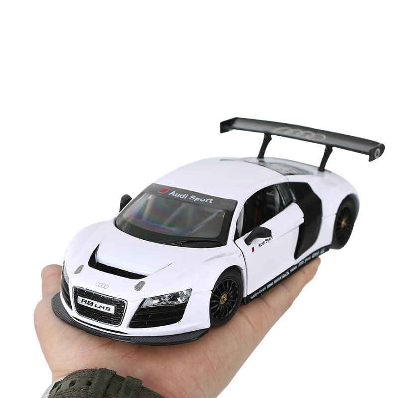 Macheta metalica Audi R8 LMS alba, scara 1:24, Rastar