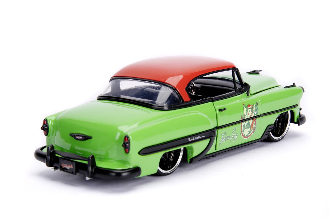Masinuta metalica Chevy Bel Air 1953 Poison Ivy DC Bombshells 1:24