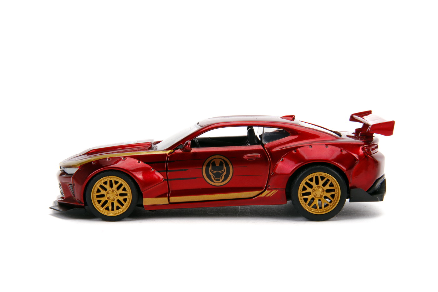 Mășinuță metalică Iron Man 2016 Chevy Camaro SS, scara 1:32