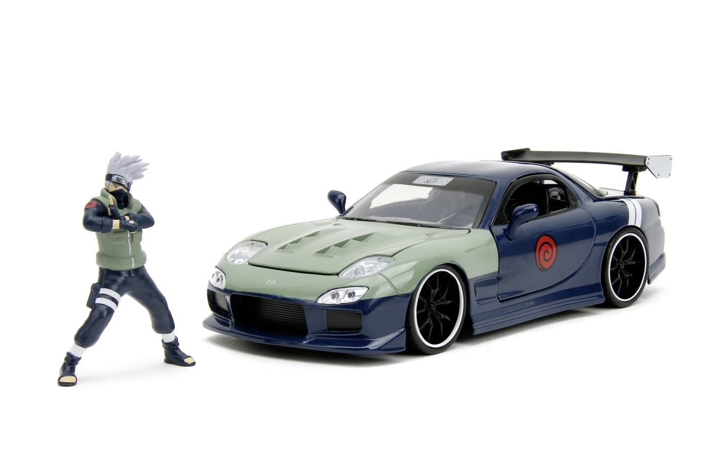 Macheta metalica Mazda RX-7 Naruto cu figurina Kakashi, scara 1:24