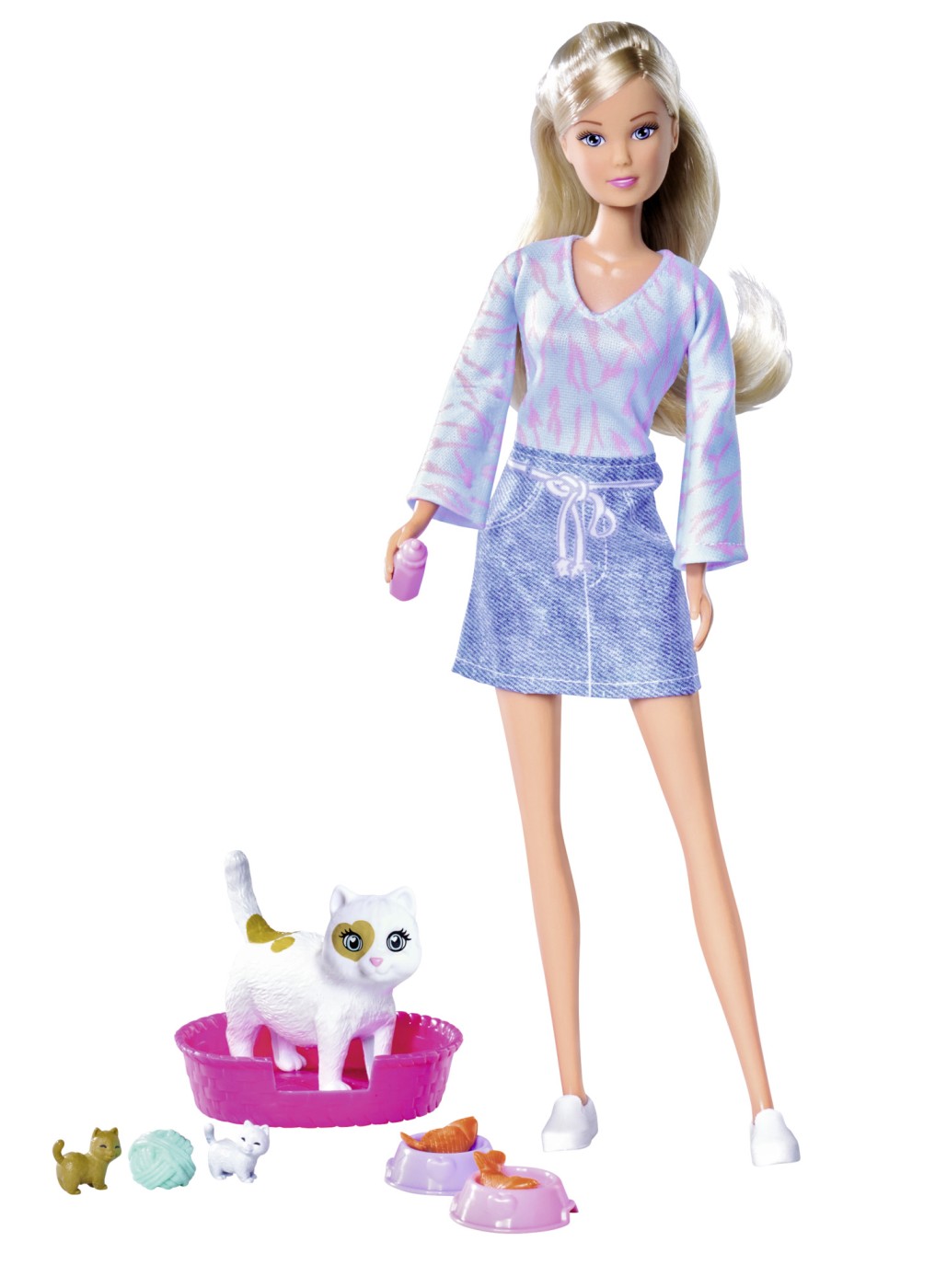 Papusa Steffi Love iubitoare de pisici, cu pisica si 2 pisoi