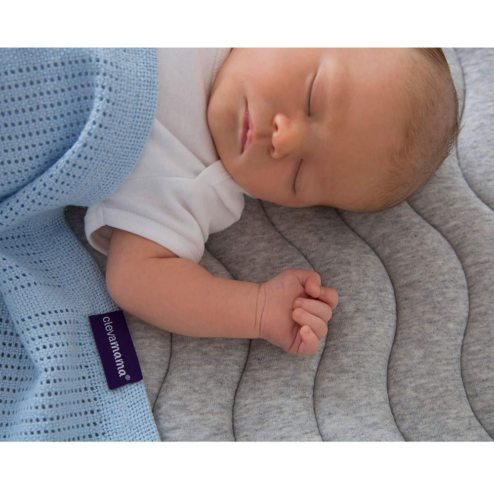 Păturică pentru bebeluși din bumbac organic 120x140 cm, bleu, Clevamama