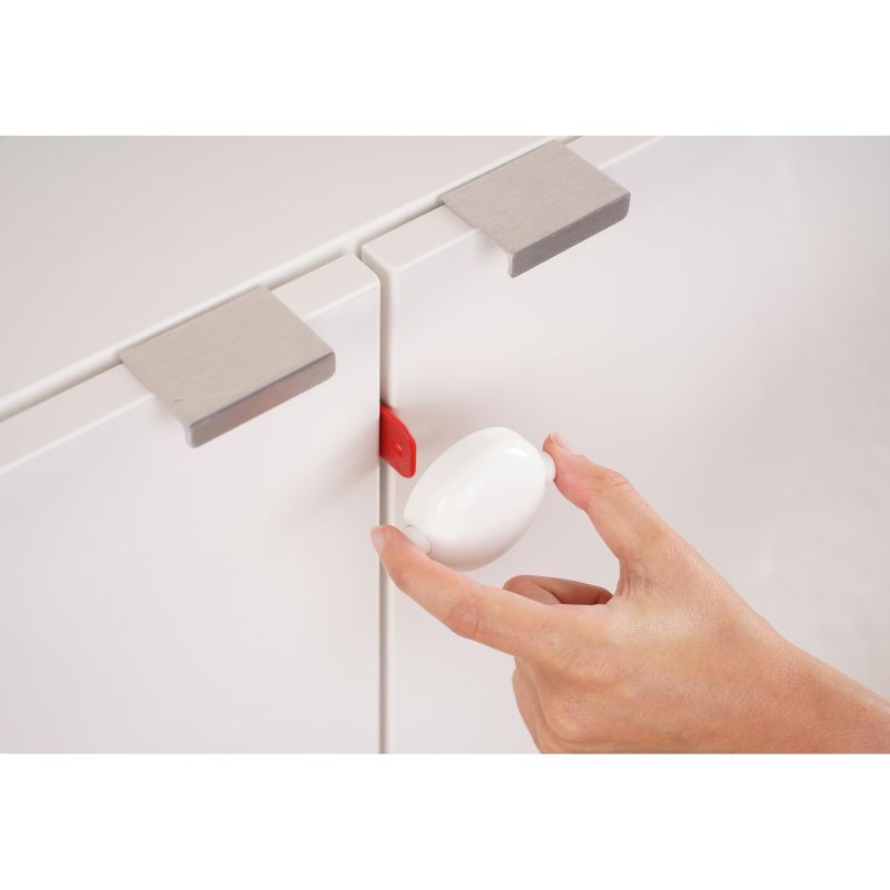 Siguranta pentru usi duble de dulap Reer 71020, montaj interior