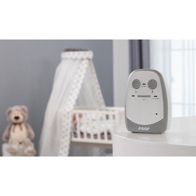 Monitor audio digital pentru bebelusi Nova, functie Vox, distanta 450 m, Reer 50140