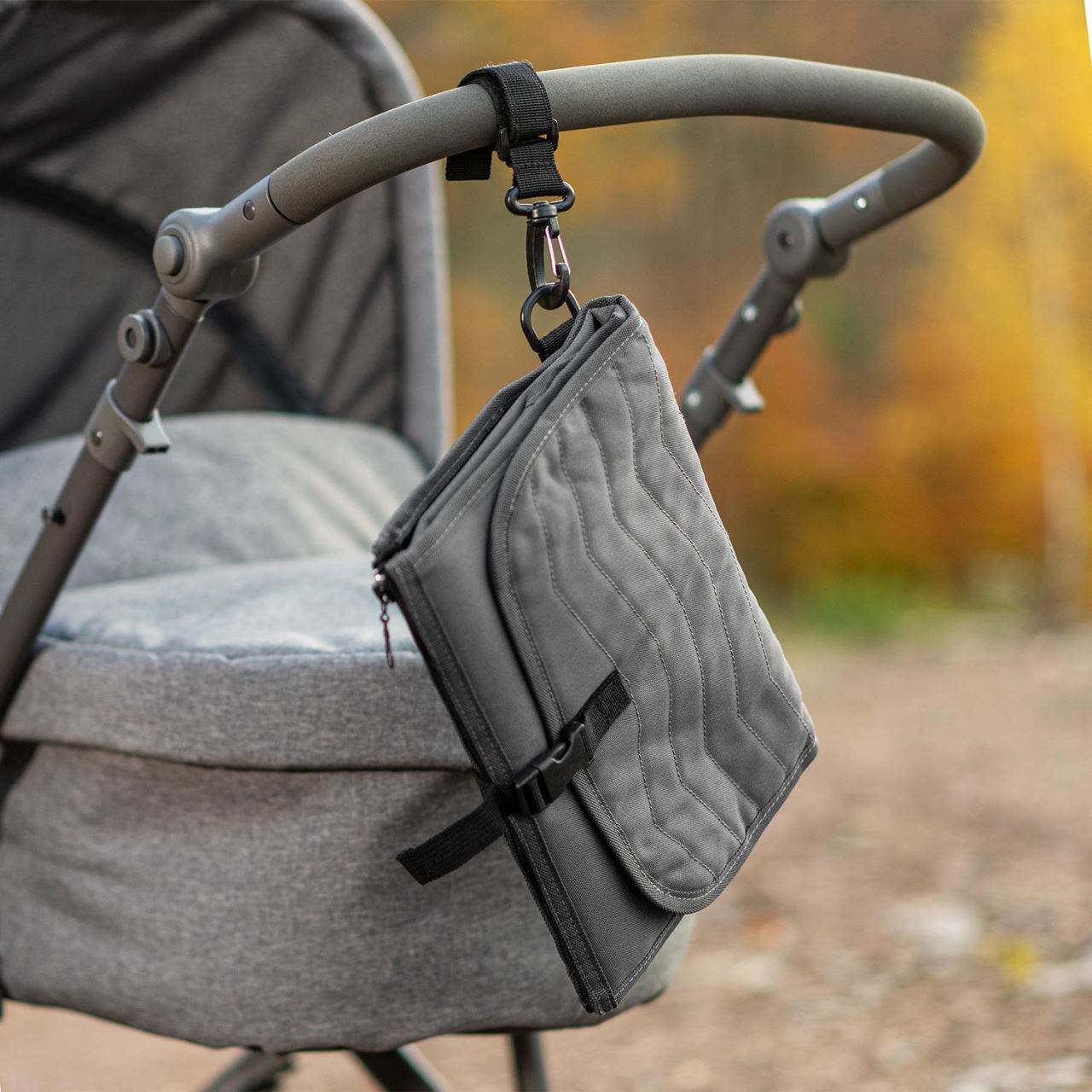 Geanta pentru scutece cu aleza, din material reciclat, Reer Growing