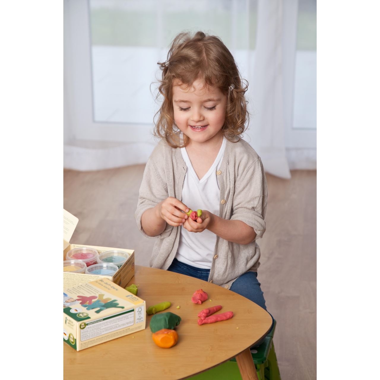 Set plastilina organica pentru copii 2+ cu 4 culori, moale, Grunspecht