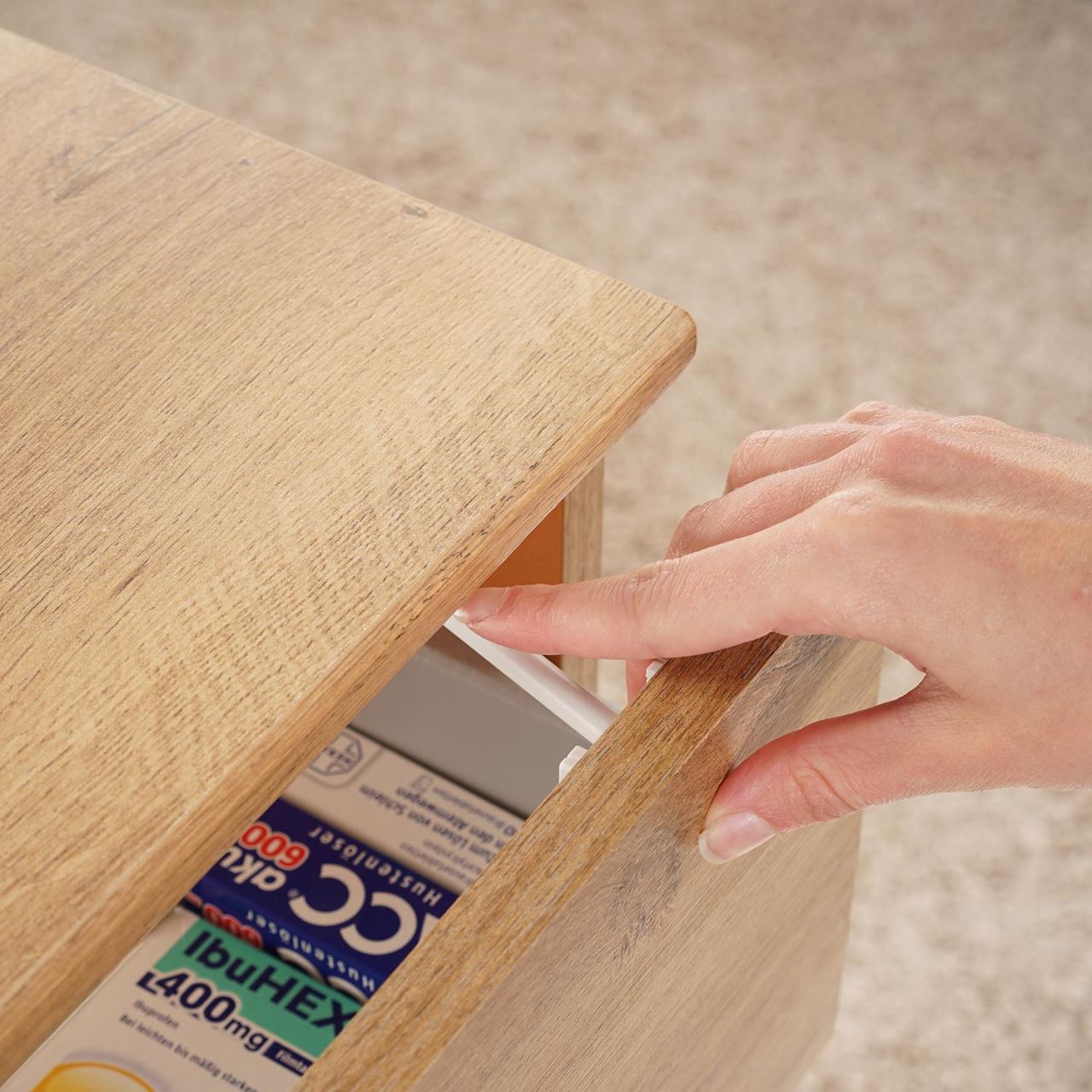 Sigurante copii pentru sertare si usi de dulap, 3 buc, albe, Reer