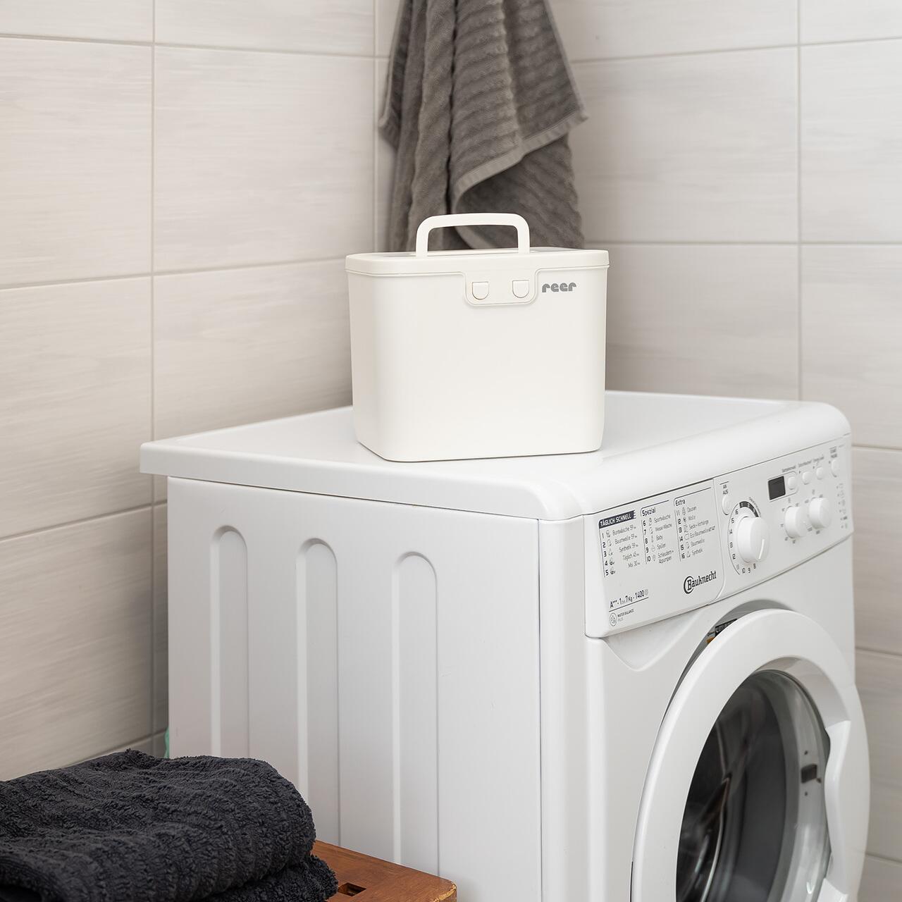 Cutie de depozitare cu sistem de siguranta pentru copii, pana la 24 de luni, Reer SafeContainer 83230