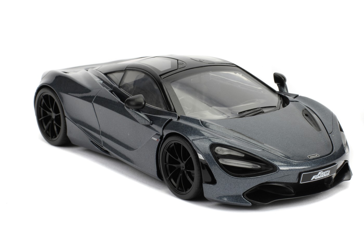 JADA FAST AND FURIOUS MASINUTA METALICA SHAW S MCLAREN 720S SCARA 1:24