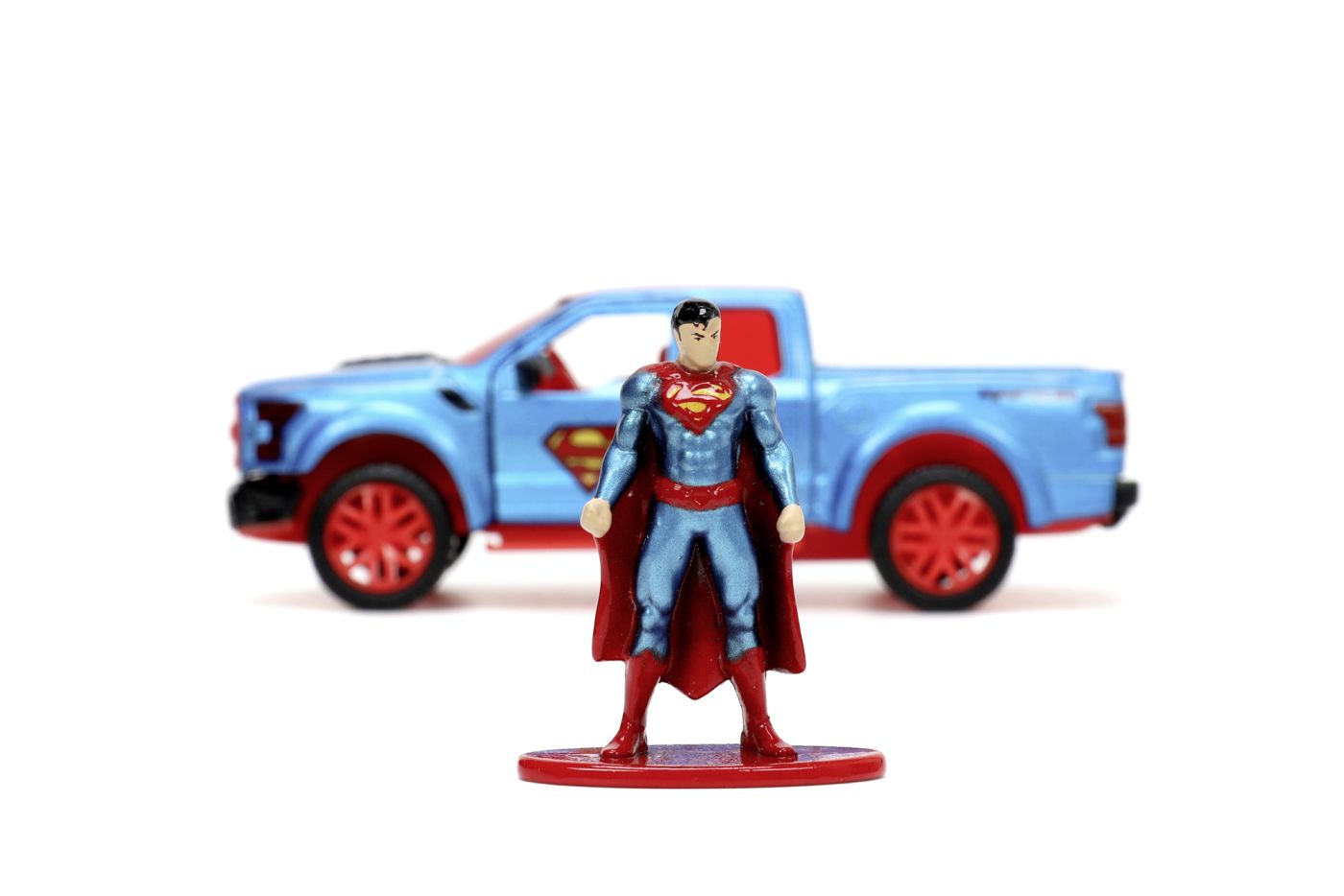 JADA DC SET FIGURINA METALICA SUPERMAN SI MASINUTA 2017 FORD F 150 RAPTOR SCARA 1:32