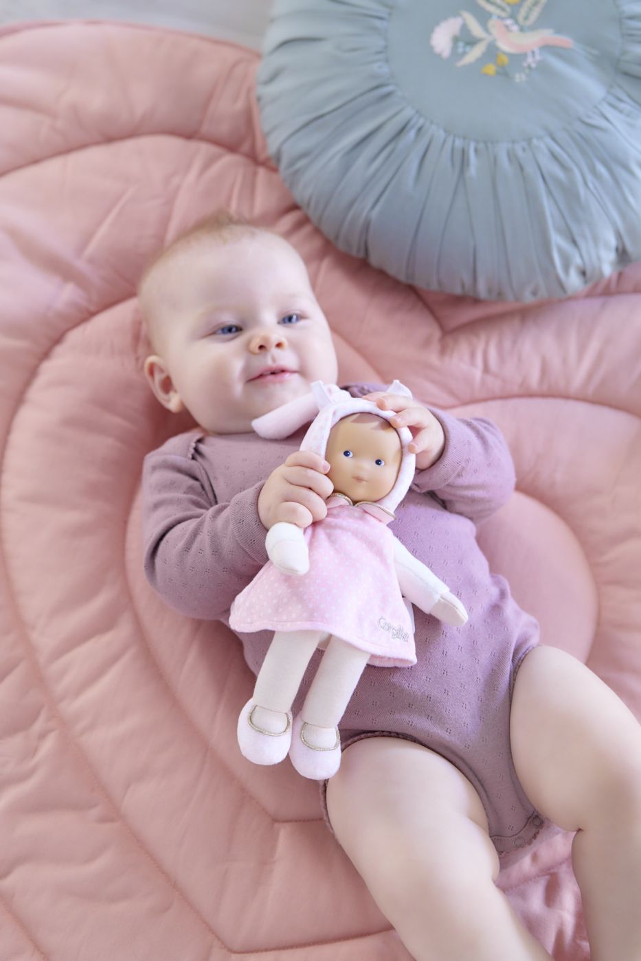 COROLLE MDC BEBELUS MISS STARRY DREAMS 25CM