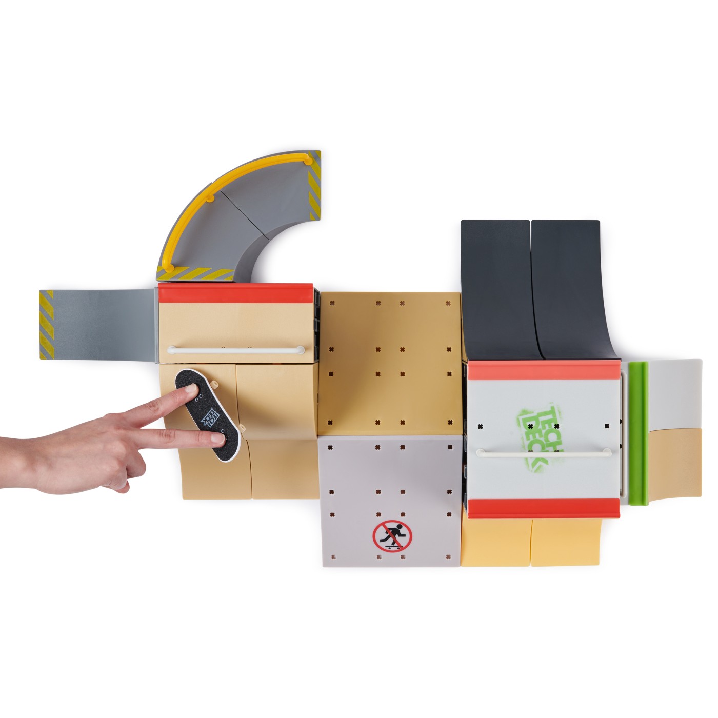 Rampa Tech Deck Mega Half Pipe Danny Way cu fingerboard inclus