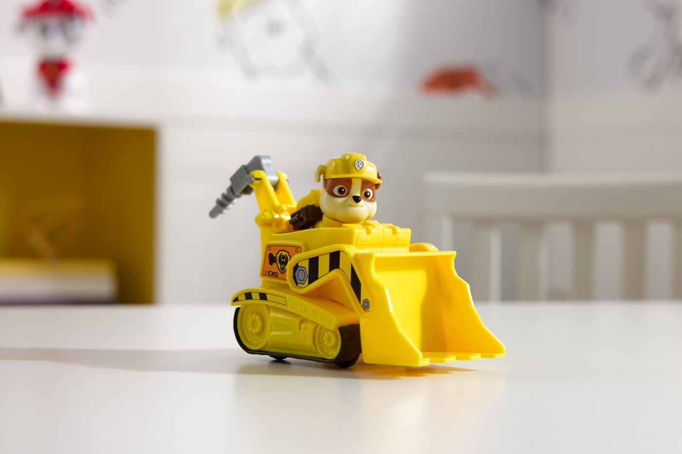 PATRULA CATELUSILOR SET VEHICUL DE BAZA BULDOZER SI FIGURINA RUBBLE