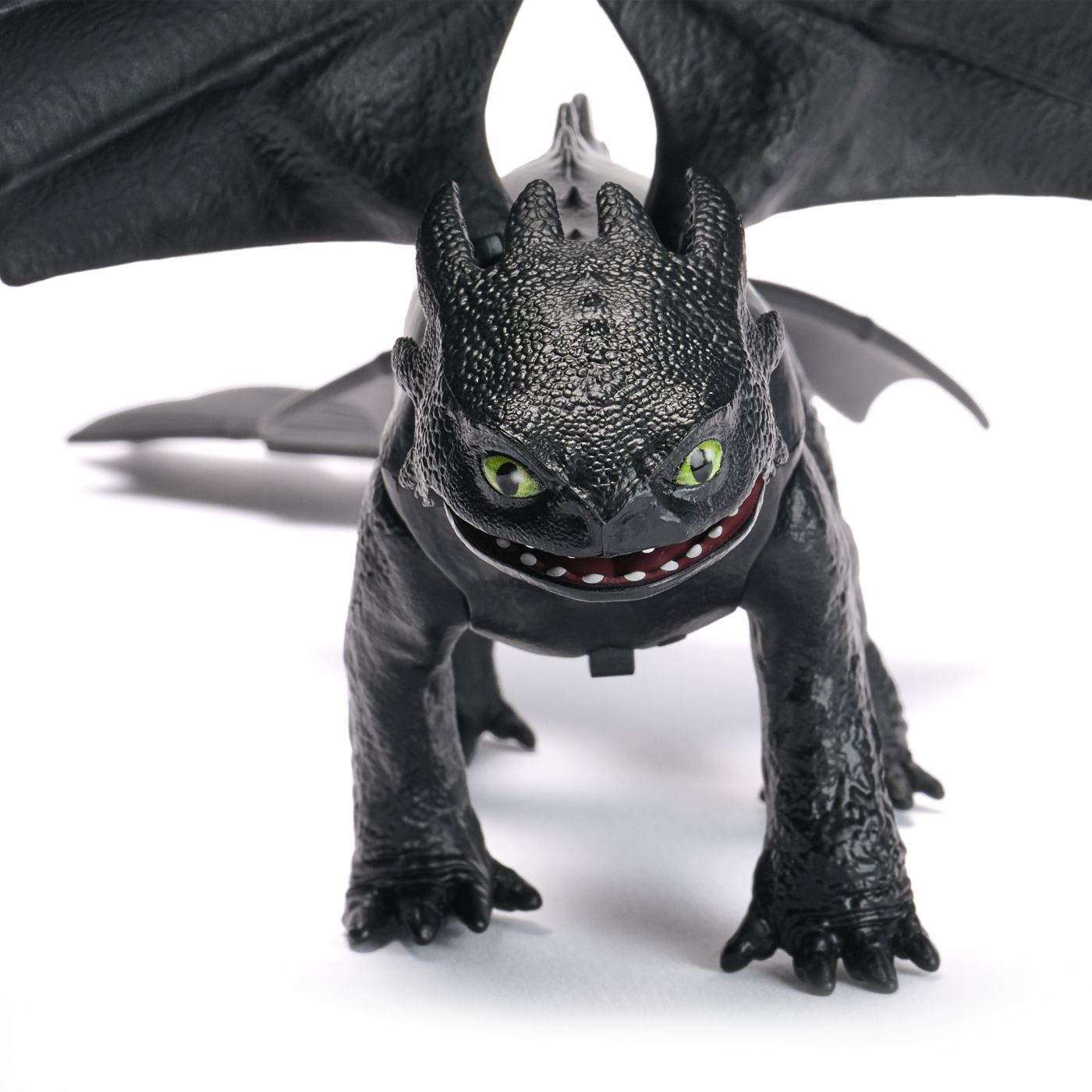 CUM SA ITI DRESEZI DRAGONUL LUPTA DRAGONILOR FIGURINA DRAGON TOOTHLESS 26.5 CM
