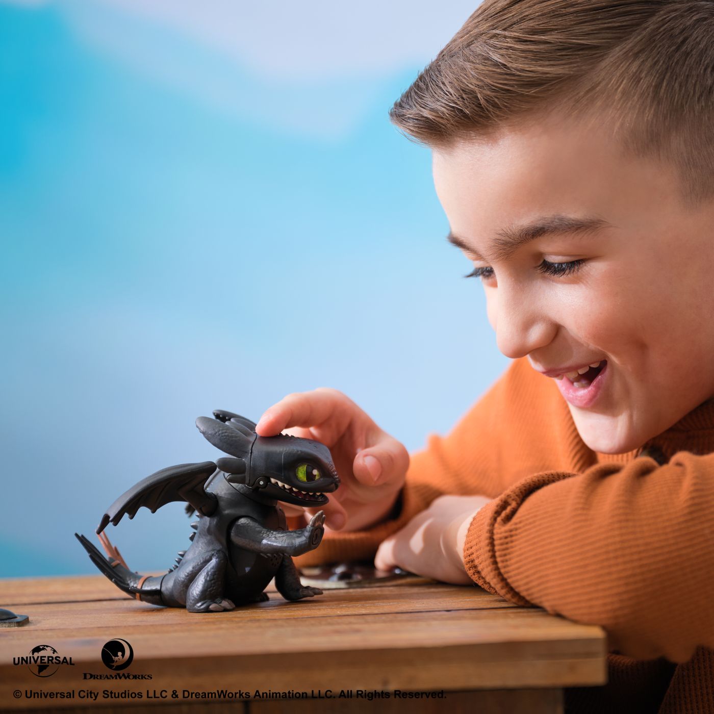 CUM SA ITI DRESEZI DRAGONUL FIGURINA DRAGON TOOTHLESS CU SUNETE