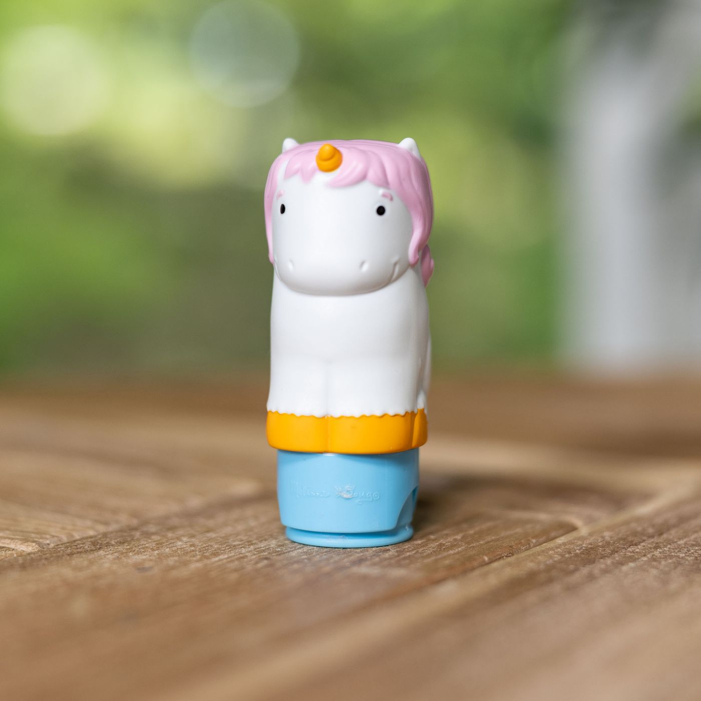 MELISSA AND DOUG STICKER WOW SET DE JOACA AUTOCOLANTE SI STAMPILA REINCARCABILA UNICORN