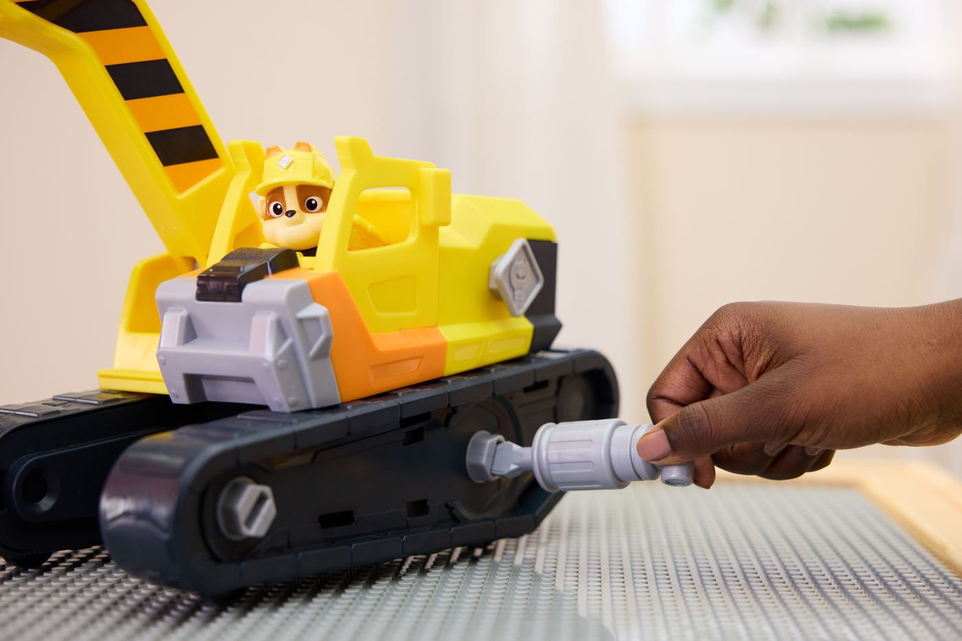 PATRULA CATELUSILOR RUBBLE SI ECHIPA VEHICUL BULDOZER MULTIFUNCTIONAL 2 IN 1