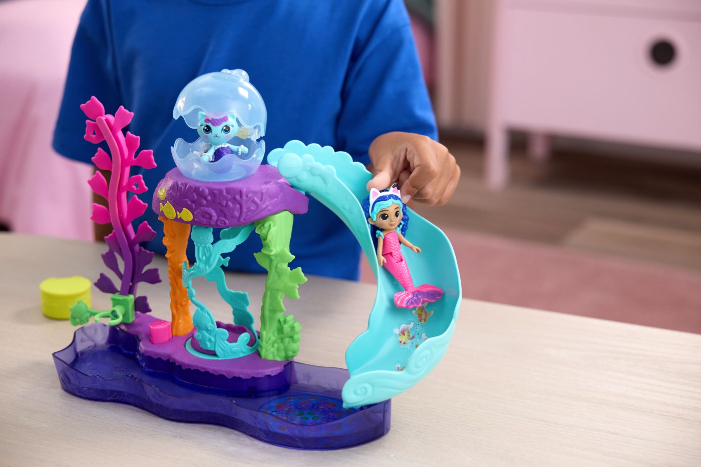 GABBYS DOLLHOUSE FILMUL SET ACVARIUL COLORAT CU FIGURINA SI ACCESORII