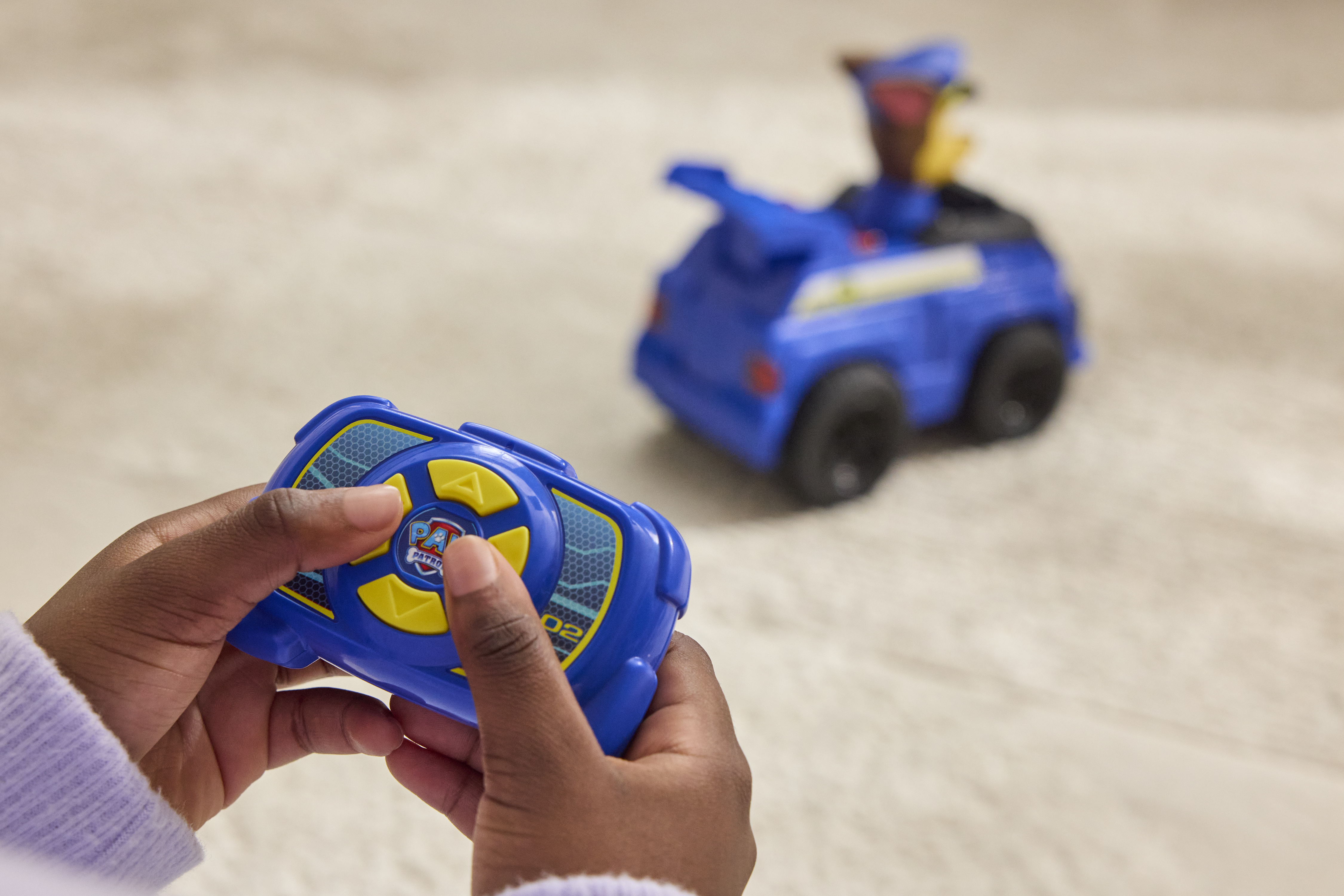 Masina cu telecomanda Chase Patrula Catelusilor Action Cruiser