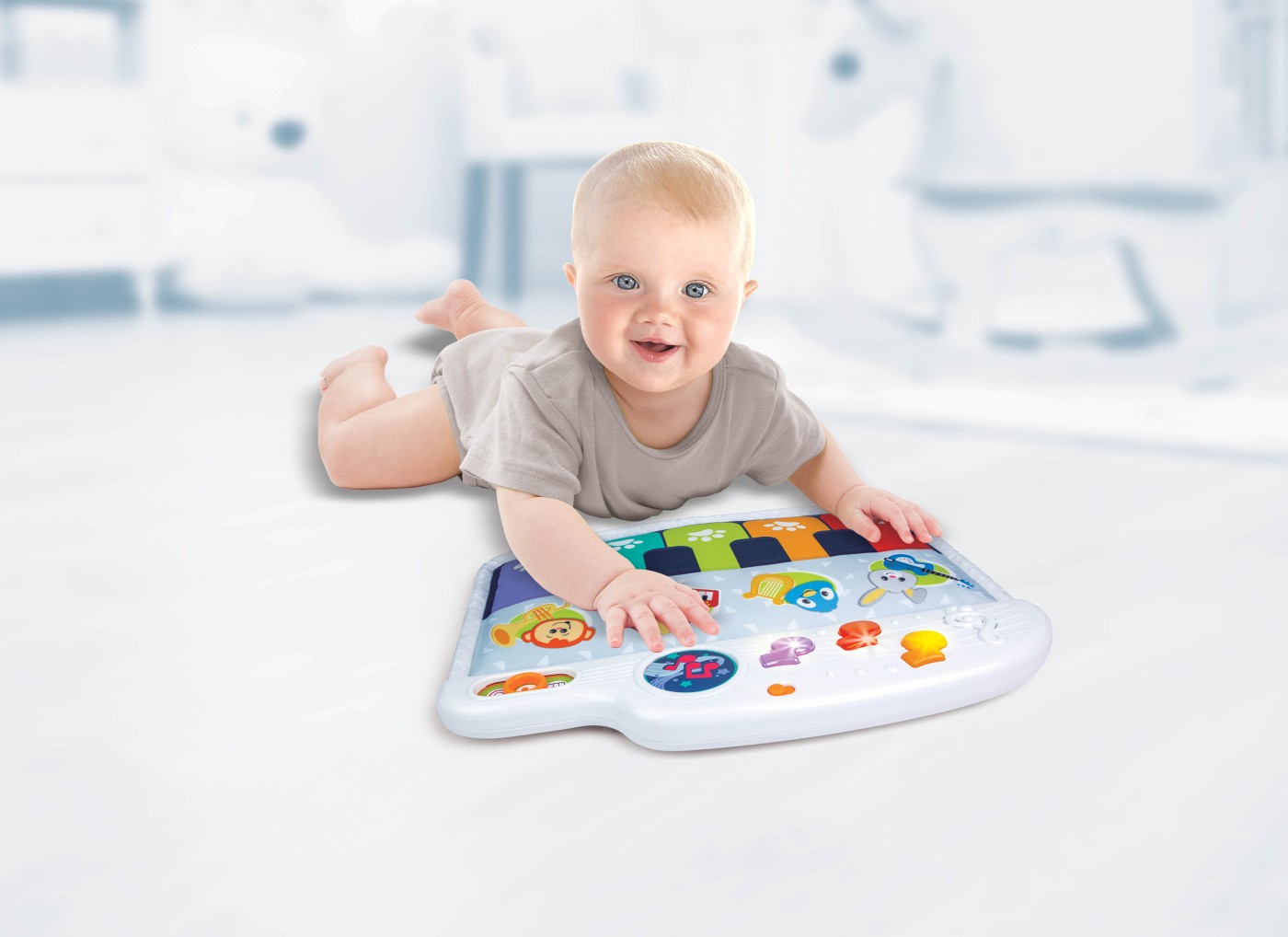 WINFUN PIAN CU SUNETE SI LUMINI